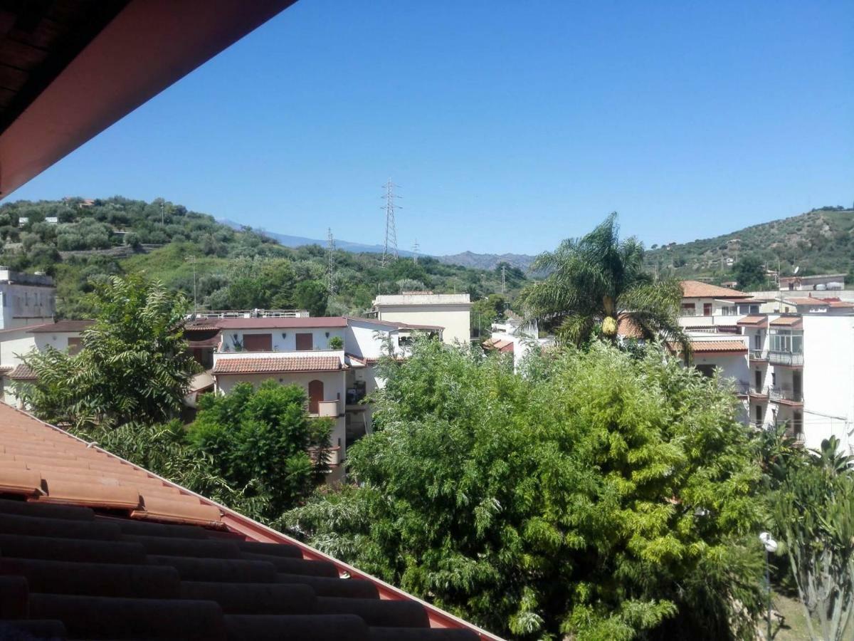 Villa Marysa Studio Apartment Giardini Naxos Exterior foto
